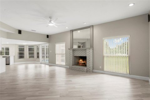 House in Lutz, Florida 4 bedrooms, 264.31 sq.m. № 2348303 - photo 21