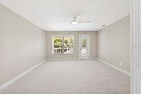 House in Lutz, Florida 4 bedrooms, 264.31 sq.m. № 2348303 - photo 29