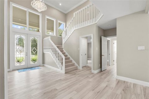 House in Lutz, Florida 4 bedrooms, 264.31 sq.m. № 2348303 - photo 9