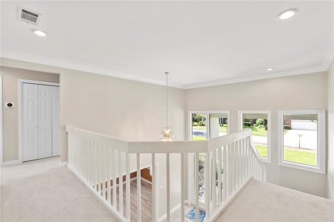 House in Lutz, Florida 4 bedrooms, 264.31 sq.m. № 2348303 - photo 27