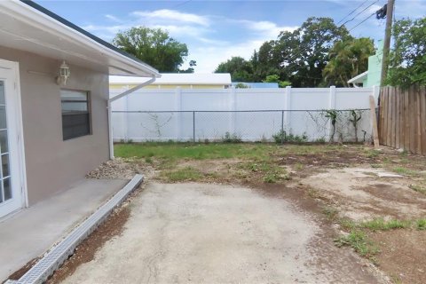 Villa ou maison à vendre à Largo, Floride: 4 chambres, 158.96 m2 № 2201831 - photo 22