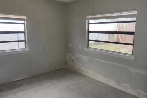 Villa ou maison à vendre à Largo, Floride: 4 chambres, 158.96 m2 № 2201831 - photo 20