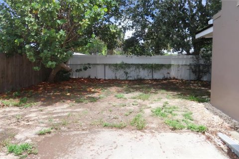Villa ou maison à vendre à Largo, Floride: 4 chambres, 158.96 m2 № 2201831 - photo 21