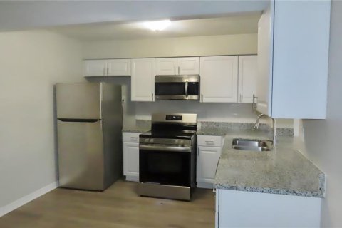 Villa ou maison à vendre à Largo, Floride: 4 chambres, 158.96 m2 № 2201831 - photo 16