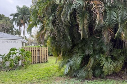 House in Boca Raton, Florida 3 bedrooms, 129.97 sq.m. № 2002412 - photo 14