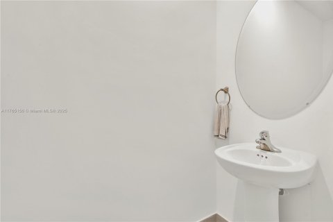 Купить таунхаус в Хомстед, Флорида 3 спальни, 149.76м2, № 1963497 - фото 24