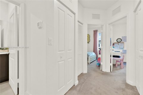 Купить таунхаус в Хомстед, Флорида 3 спальни, 149.76м2, № 1963497 - фото 16