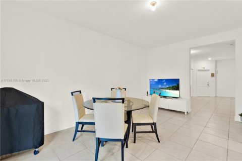 Купить таунхаус в Хомстед, Флорида 3 спальни, 149.76м2, № 1963497 - фото 9