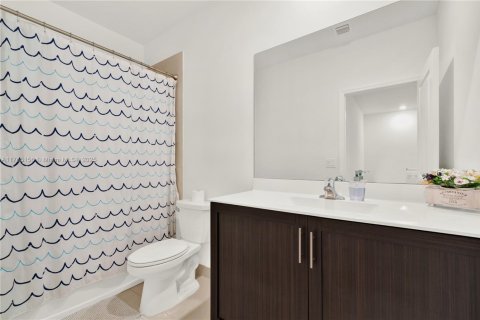 Купить таунхаус в Хомстед, Флорида 3 спальни, 149.76м2, № 1963497 - фото 19