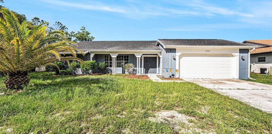 Villa ou maison à Hudson, Floride 3 chambres, 161.28 m2 № 1833536