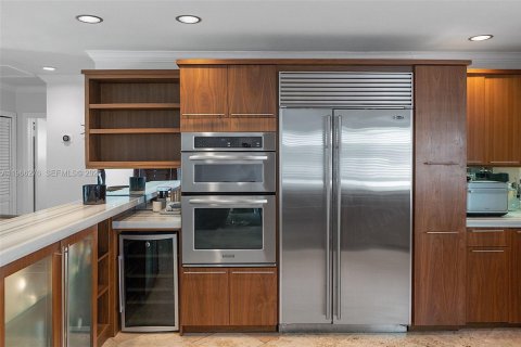 Casa en alquiler en Miami Beach, Florida, 3 dormitorios, 199.93 m2 № 2028951 - foto 19