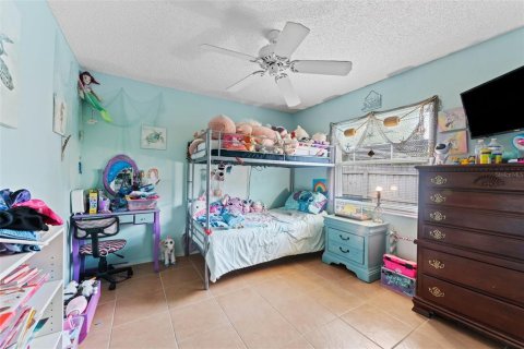 House in Spring Hill, Florida 4 bedrooms, 175.31 sq.m. № 1879825 - photo 22