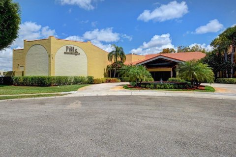 Condo in Boca Raton, Florida, 2 bedrooms  № 874420 - photo 1