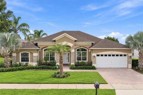 House in Davenport, Florida 4 bedrooms, 218.32 sq.m. № 2354543