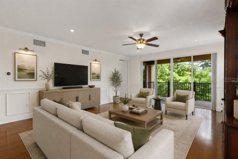 Condo in Altamonte Springs, Florida, 4 bedrooms № 2198510 - photo 13