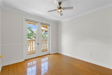 Condo in Altamonte Springs, Florida, 4 bedrooms № 2198510 - photo 25
