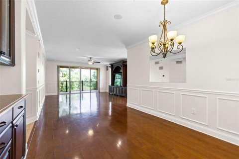 Condo in Altamonte Springs, Florida, 4 bedrooms № 2198510 - photo 5