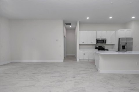 House in Dunnellon, Florida 3 bedrooms, 156.08 sq.m. № 2197486 - photo 25