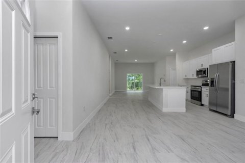 House in Dunnellon, Florida 3 bedrooms, 156.08 sq.m. № 2197486 - photo 7