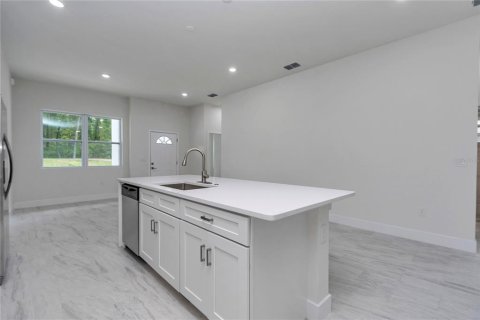 House in Dunnellon, Florida 3 bedrooms, 156.08 sq.m. № 2197486 - photo 14