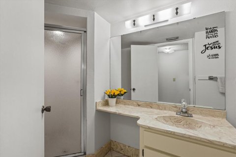Copropriété à vendre à Bradenton, Floride: 2 chambres, 118.91 m2 № 2388546 - photo 6