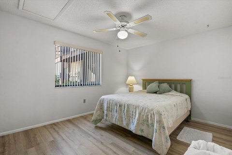 Copropriété à vendre à Bradenton, Floride: 2 chambres, 118.91 m2 № 2388546 - photo 5