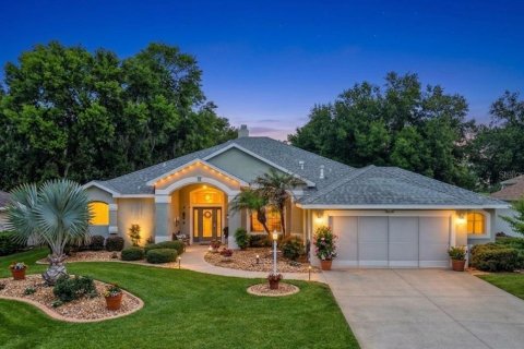 Villa ou maison à Leesburg, Floride 3 chambres, 234.3 m2 № 2101171
