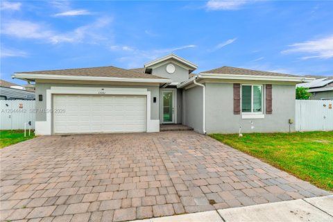 Casa en venta en Homestead, Florida, 3 dormitorios, 154.5 m2 № 2178770 - foto 3