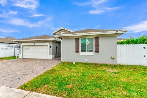 Casa en venta en Homestead, Florida, 3 dormitorios, 154.5 m2 № 2178770 - foto 5