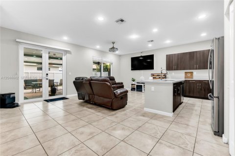 Casa en venta en Homestead, Florida, 3 dormitorios, 154.5 m2 № 2178770 - foto 10