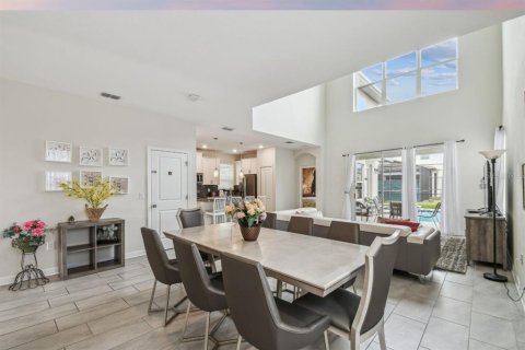 Villa ou maison à vendre à Kissimmee, Floride: 5 chambres, 310.57 m2 № 2200983 - photo 8
