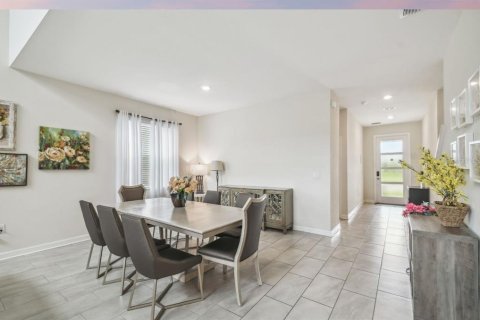 Villa ou maison à vendre à Kissimmee, Floride: 5 chambres, 310.57 m2 № 2200983 - photo 13