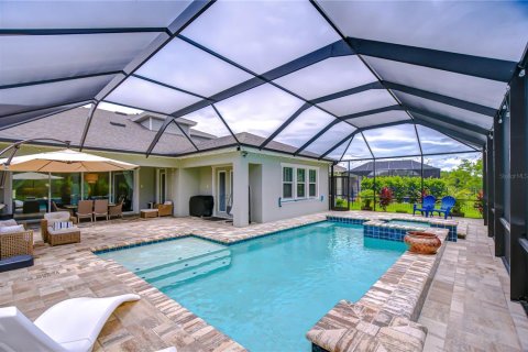 House in New Port Richey, Florida 5 bedrooms, 362.32 sq.m. № 1846484 - photo 14