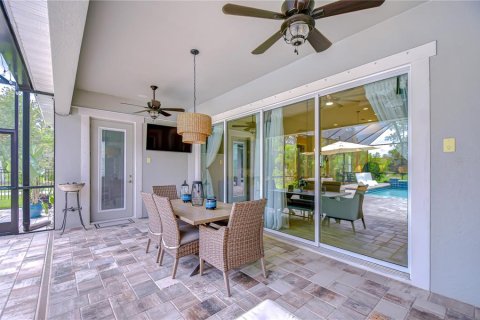 House in New Port Richey, Florida 5 bedrooms, 362.32 sq.m. № 1846484 - photo 26