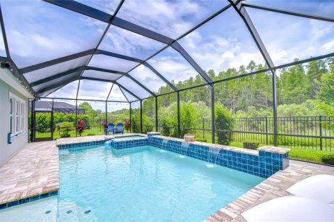 House in New Port Richey, Florida 5 bedrooms, 362.32 sq.m. № 1846484 - photo 13