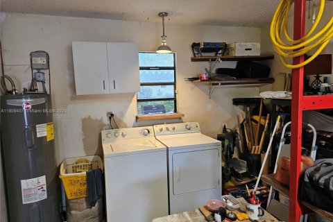 Villa ou maison à vendre à St. Lucie, Floride: 3 chambres, 106.28 m2 № 1966231 - photo 17