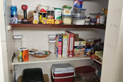 Villa ou maison à vendre à St. Lucie, Floride: 3 chambres, 106.28 m2 № 1966231 - photo 30