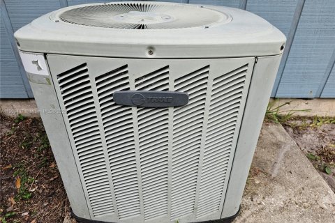 Villa ou maison à vendre à St. Lucie, Floride: 3 chambres, 106.28 m2 № 1966231 - photo 22