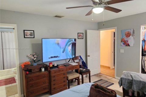 Villa ou maison à vendre à St. Lucie, Floride: 3 chambres, 106.28 m2 № 1966231 - photo 11