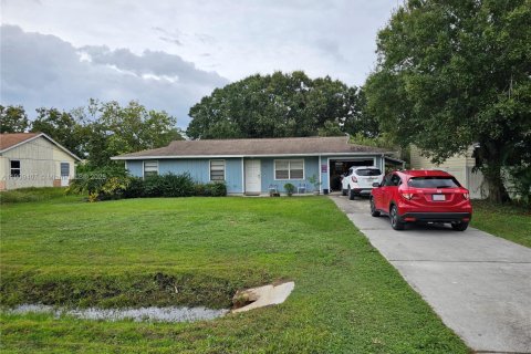 Villa ou maison à vendre à St. Lucie, Floride: 3 chambres, 106.28 m2 № 1966231 - photo 24