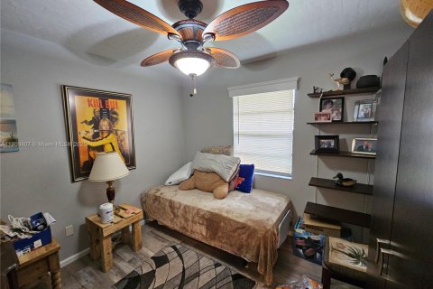 Villa ou maison à vendre à St. Lucie, Floride: 3 chambres, 106.28 m2 № 1966231 - photo 15