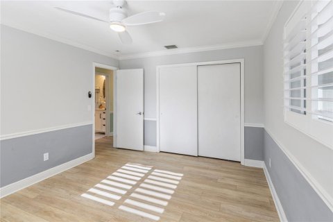 House in Clearwater, Florida 3 bedrooms, 172.61 sq.m. № 2112458 - photo 27