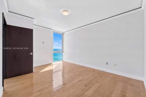 Copropriété à vendre à Hollywood, Floride: 4 chambres, 301 m2 № 2254054 - photo 25