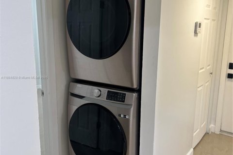 Copropriété à louer à Miami, Floride: 2 chambres, 88.81 m2 № 1947237 - photo 5