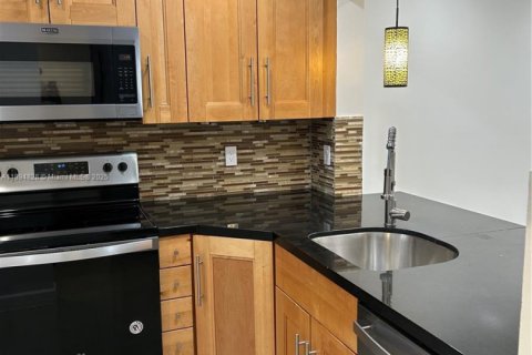 Copropriété à louer à Miami, Floride: 2 chambres, 88.81 m2 № 1947237 - photo 8