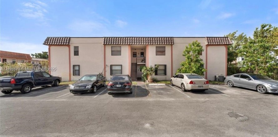 Condo à Miami, Floride, 2 chambres  № 1947237
