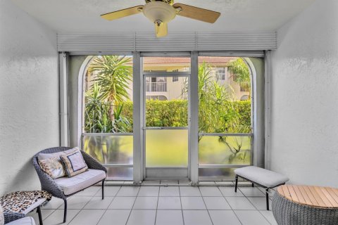 Townhouse in Boca Raton, Florida 2 bedrooms, 107.4 sq.m. № 2246588 - photo 15