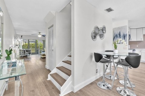 Townhouse in Boca Raton, Florida 2 bedrooms, 107.4 sq.m. № 2246588 - photo 8