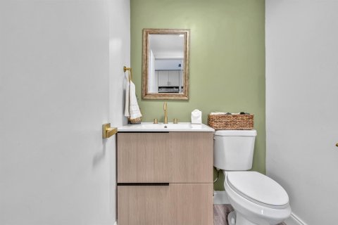 Townhouse in Boca Raton, Florida 2 bedrooms, 107.4 sq.m. № 2246588 - photo 7