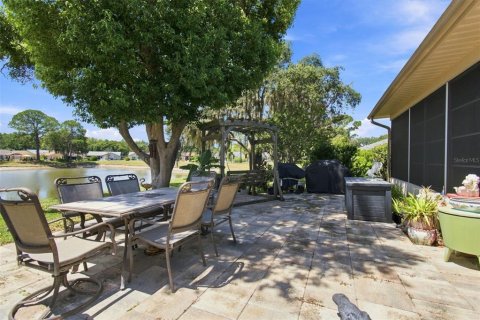 Villa ou maison à vendre à New Port Richey, Floride: 2 chambres, 162.3 m2 № 2314355 - photo 26